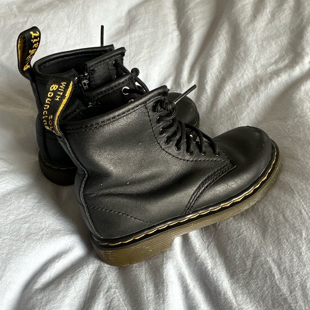 Dr. Martens unisex-child 1460 (Toddler)